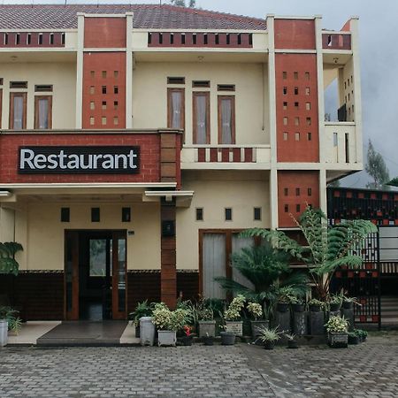 Sm Bromo Hotel Probolinggo Exteriér fotografie