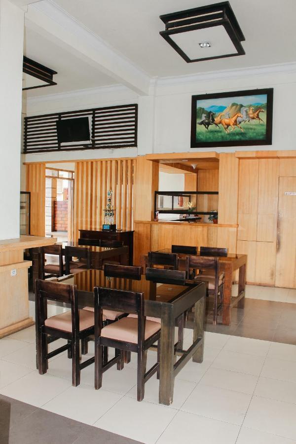 Sm Bromo Hotel Probolinggo Exteriér fotografie