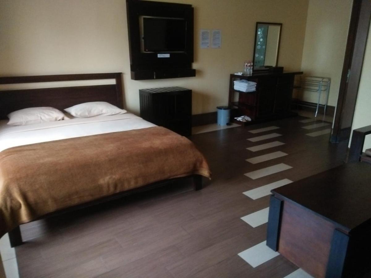 Sm Bromo Hotel Probolinggo Exteriér fotografie